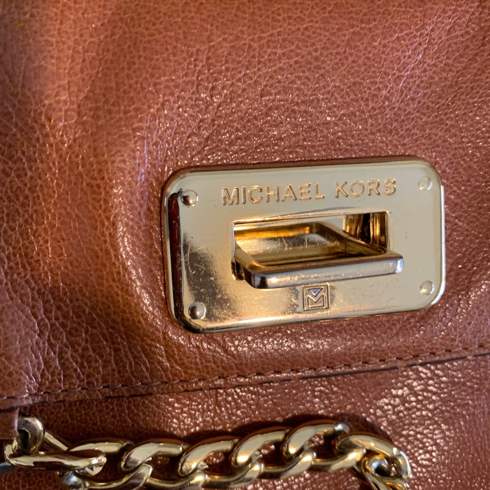 Michael Kors leather chain clutch